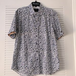 Men’s Robert Graham floral assorted  blues and grays a XXL fits like XL
